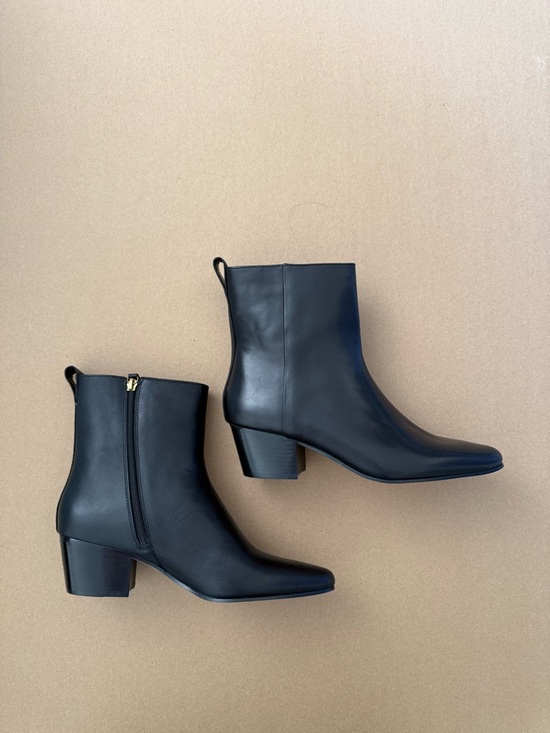 J. Crew Shoes - J. Crew Black Leather western Boots size 9 new in box